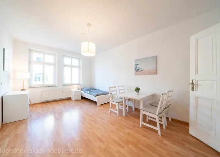 Apartment Nikola 3 Balkon 72qm Waschtrockner Tv Vollausstattung Zentral *